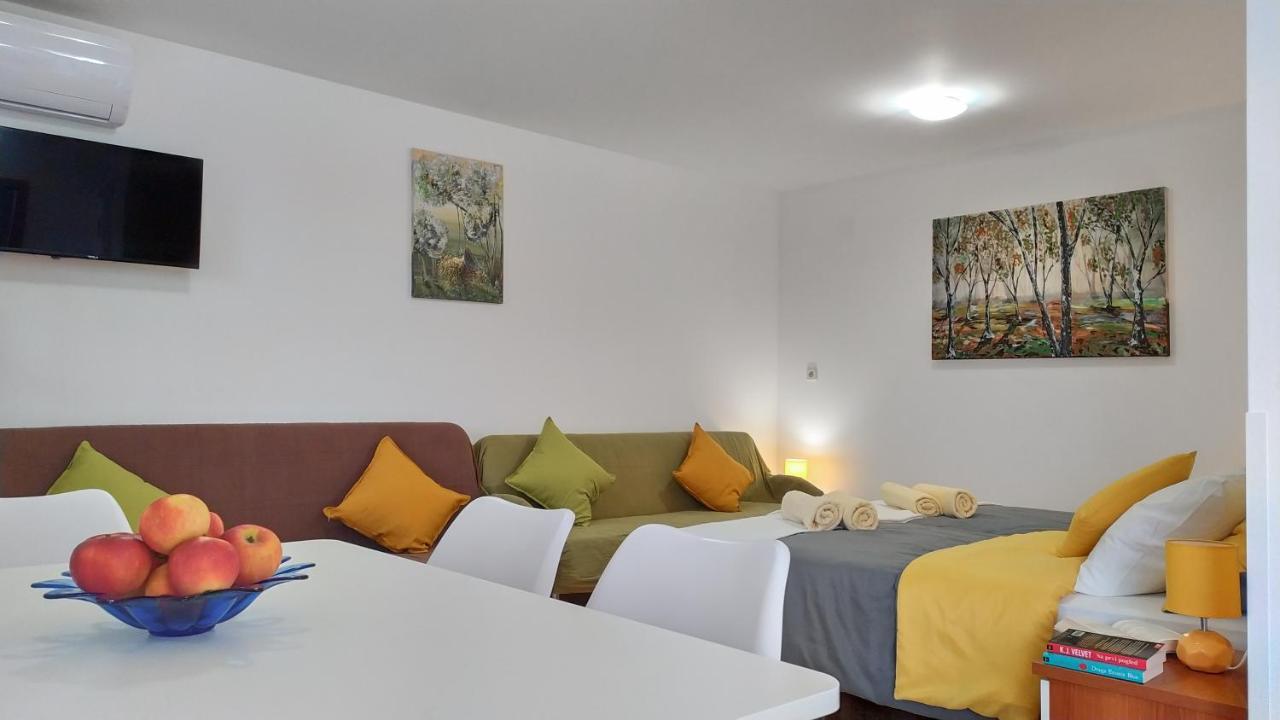 Apartments Vinska Trta Catez ob Savi Exterior foto